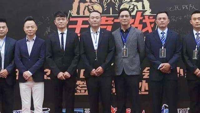 钓鱼界风暴来袭！邓刚直播爆猛料，大师们罕见愤怒发声